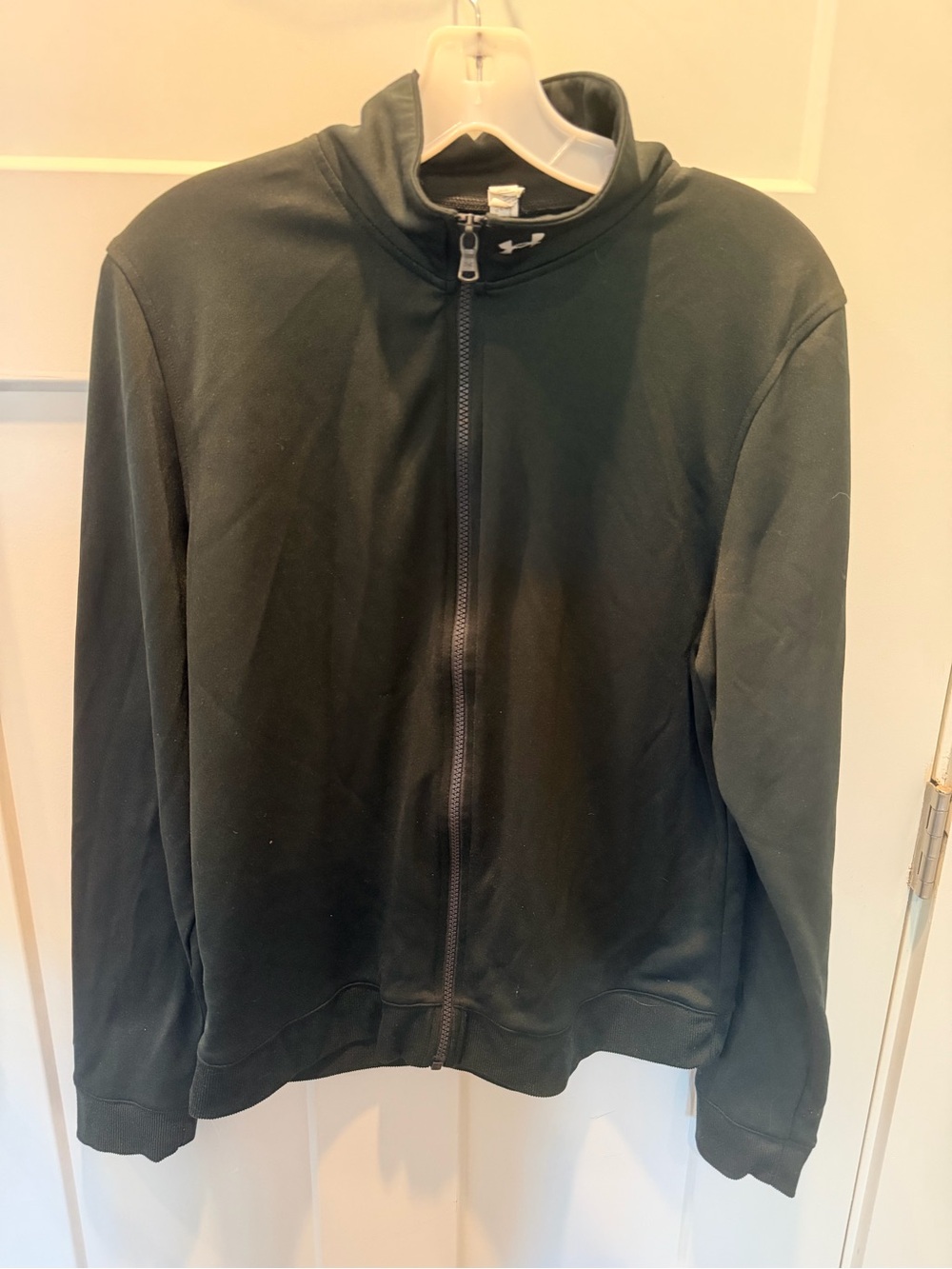Under Armour Women’s AllSeasonGear Black Full Zip Jacket Large